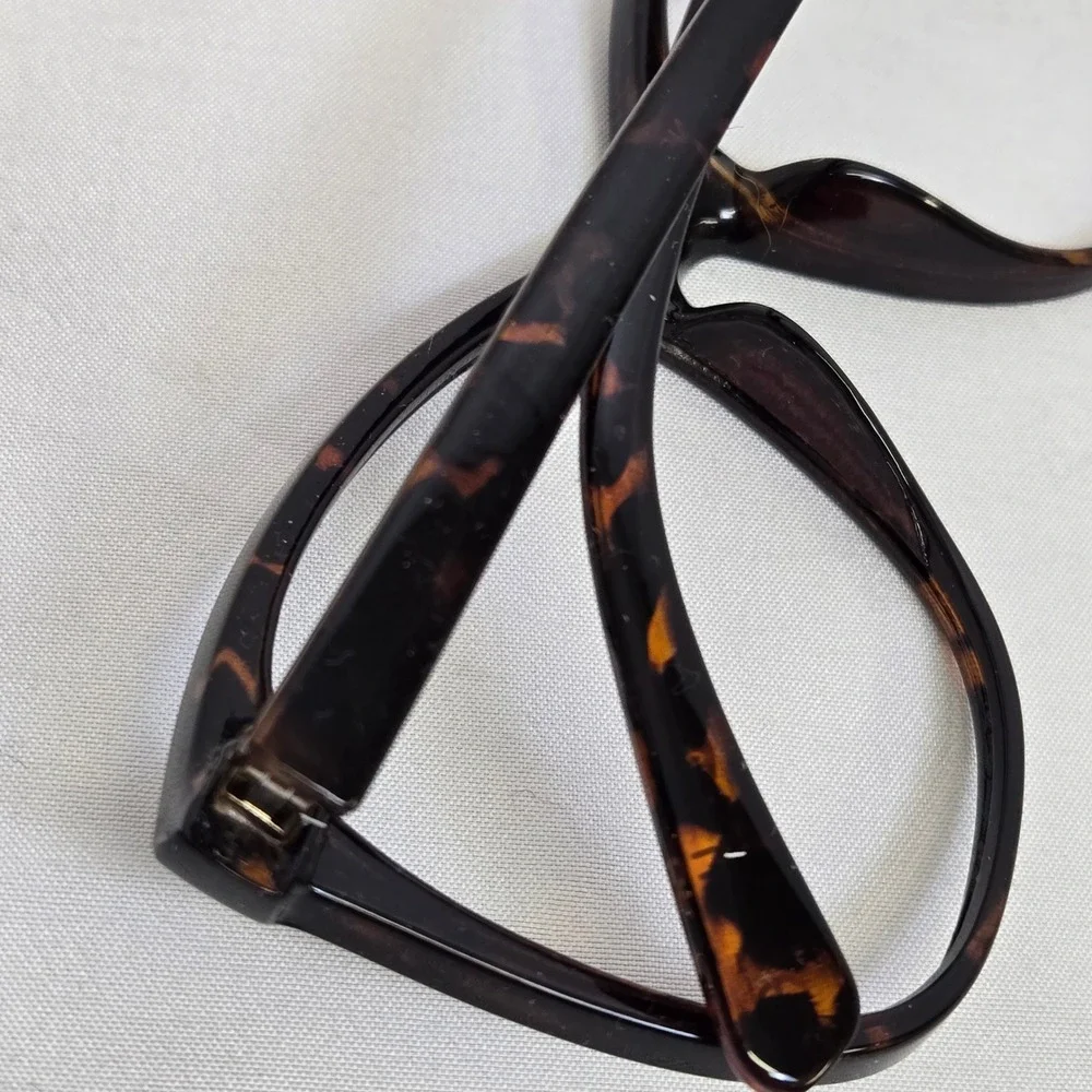 Foster Grant Plastic Eyeglass Frames, Tortoise‎ Shell